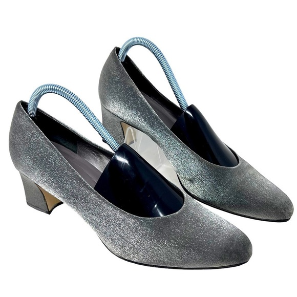 Naturalizer Women’s Silver Shimmer Heels Size 11 Almond Toe Block Heel Comfort - Picture 1 of 12